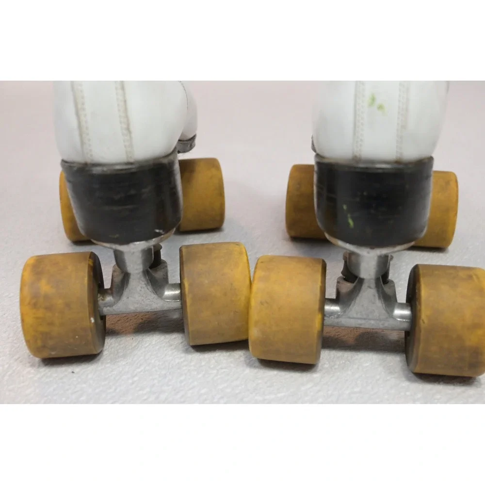 Chicago Roller Skates Unisex‎ Size 5 White Vintage Quad Leather Lace Up Good